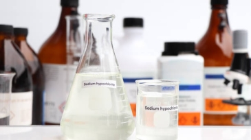 Sodium hypochlorite in glass, chemical in the laboratory and industry, Chemicals used in the analysis